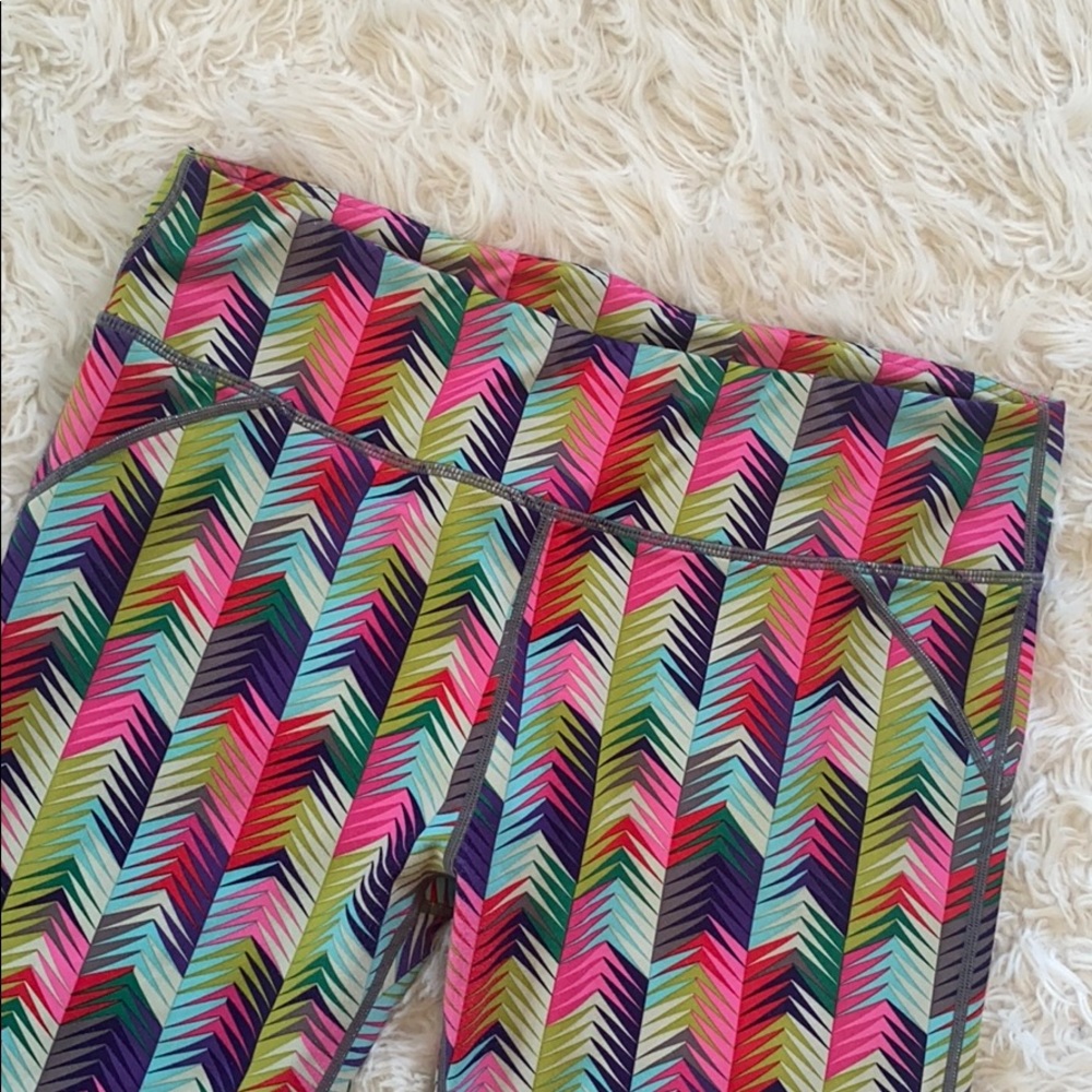 Fabletics Colorful Geometric Print Crop Leggings L - image 3